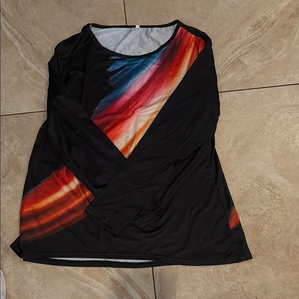 Colorful Abstract Women's Top - Picture 3 of 4